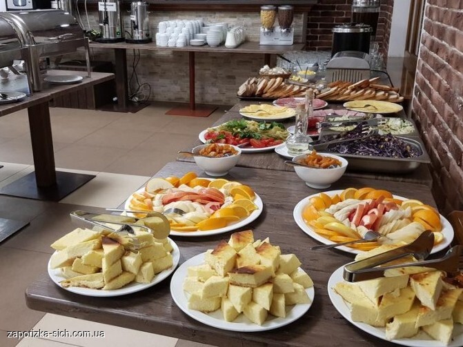 Готель Запорізька Січ (Zaporizka Sich) Готель Запорізька Січ (Zaporizka Sich), Буковель